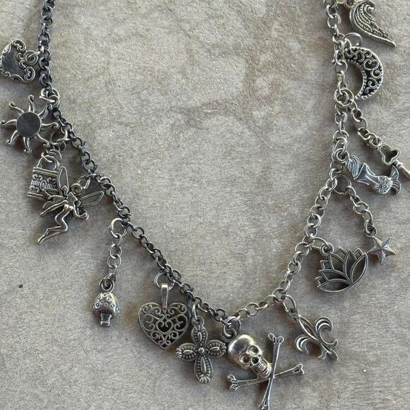 Silver charm necklace choker - Picture 6 of 6